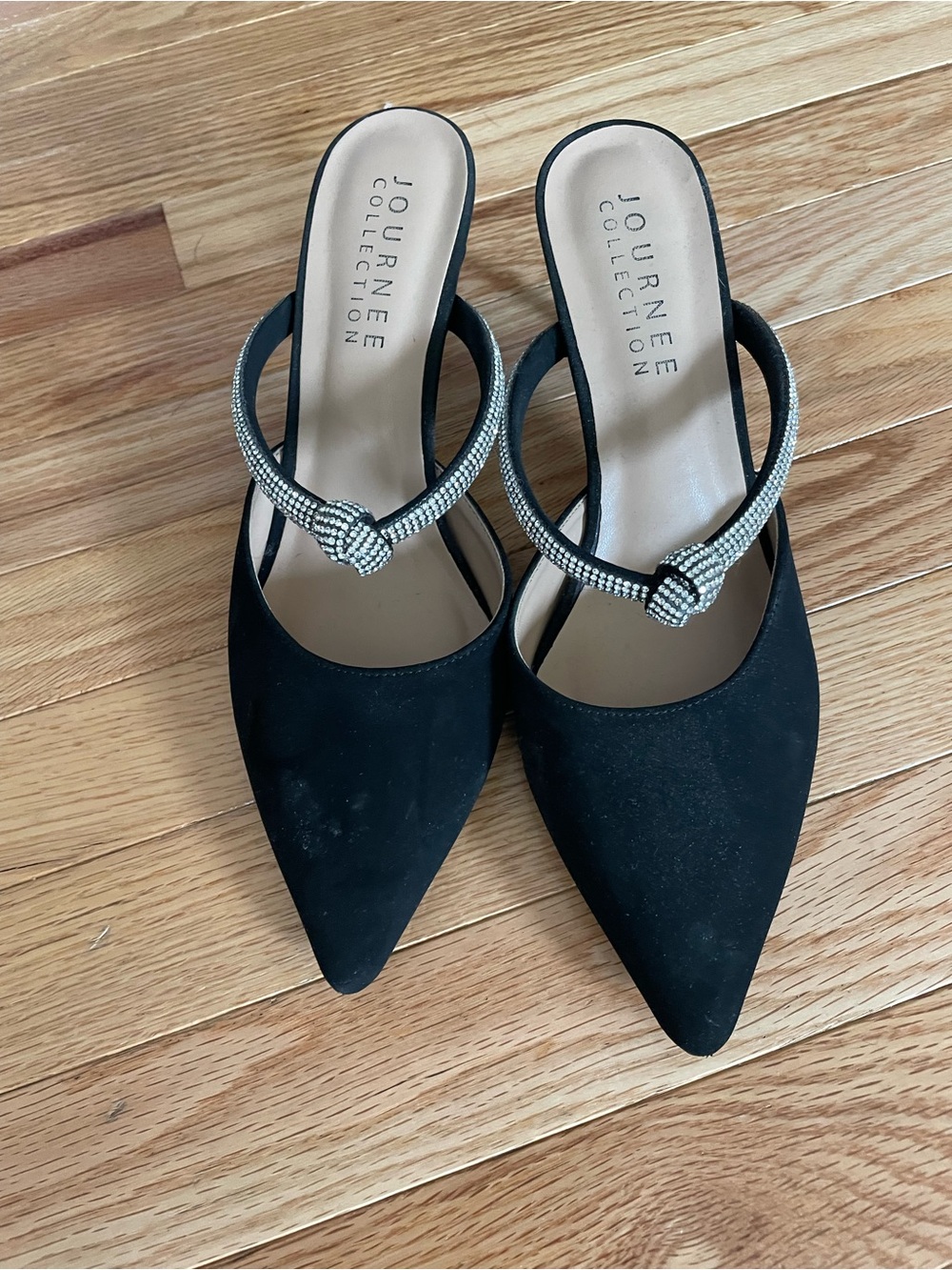 Dress kitten heel